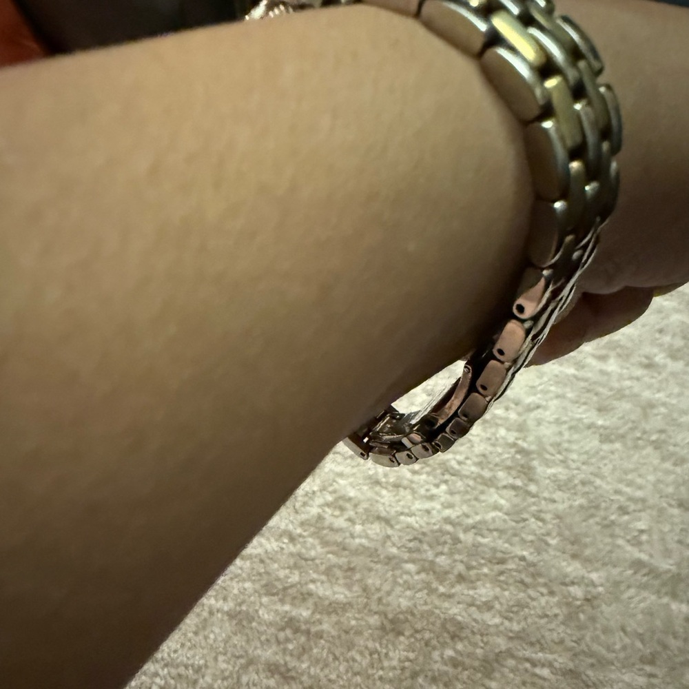 Tissot Gold and Silver Watch - Picture 14 of 15